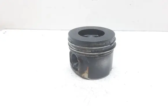 BMW X5 E70 Piston 84L110