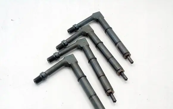 Nissan Primera Fuel injectors set 484391