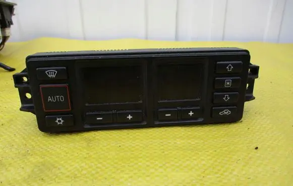 Audi A3 S3 8L Climate control unit 0156072820
