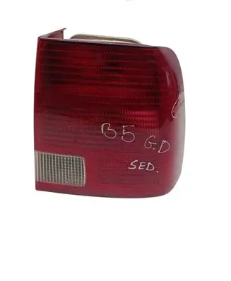 Volkswagen PASSAT B5 Rear/tail lights