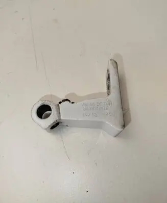 Audi A4 Allroad B8 Front door lower hinge 8K0831402E 491204S