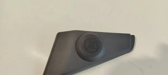 Mazda 5 Front door high frequency speaker