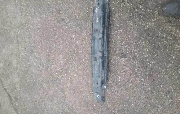 Opel Zafira A Front bumper cross member