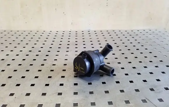 Volvo XC70 Electric auxiliary coolant/water pump 1319708