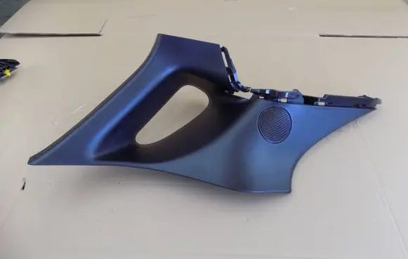 Mazda CX-30 (D)pillar trim (top) DFR768260