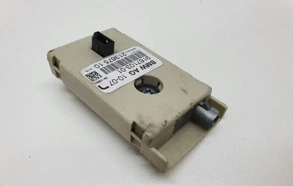 BMW 5 E60 E61 Antenna control unit 9167103 916710301 21367510