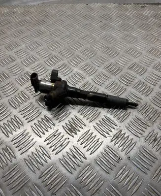 Mazda 6 Fuel injector R2AA13H50