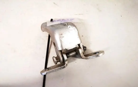 Ford Mondeo Mk III Rear door lower hinge 93bbf26800al 93bb-f26800-al