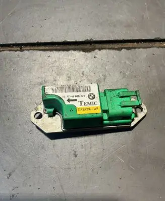 BMW 5 E39 Airbag deployment crash/impact sensor 6900728