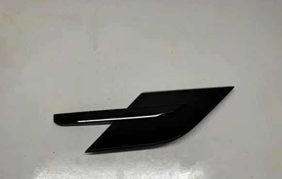 Land Rover Range Rover Sport L461 Front arch trim N9X2280310BC-LID11