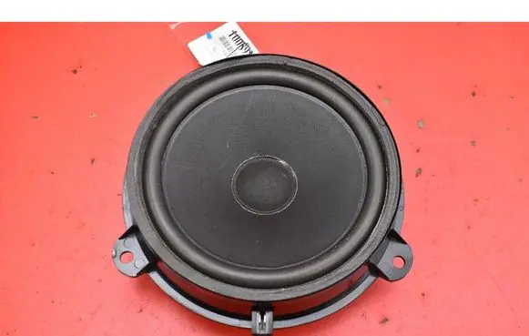 Jaguar XJ X350 Subwoofer speaker 2W9318808AD
