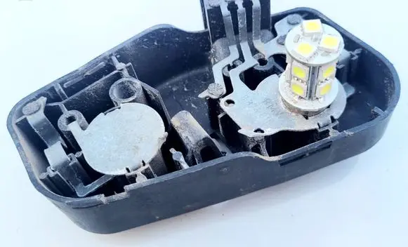 BMW 3 E46 Tail light bulb cover holder