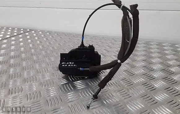 Nissan Navara Rear door lock