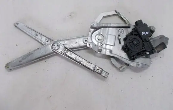 Opel Omega B1 Front door window regulator with motor 90520248