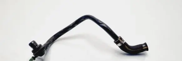 Volkswagen PASSAT B5 Vacuum line/pipe/hose 8D1611931M