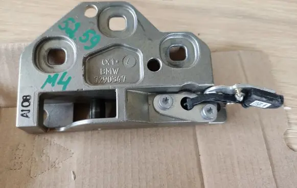 BMW M4 F82 F83 Convertible roof lock/latch 7290347 54377290347
