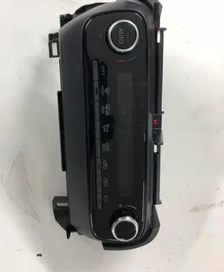 Toyota Yaris XP210 Climate control unit 55900-K0280