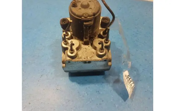 Mercedes-Benz Vito Viano W638 ABS Pump A6384460114