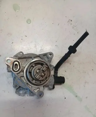 Volvo XC60 Vacuum pump 32257020