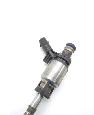 Audi A5 Sportback 8TA Fuel injector 0261500076
