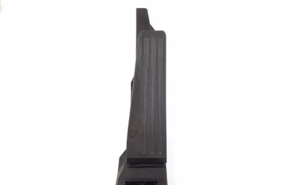 Infiniti Q50 Accelerator throttle pedal 18002JJ90B