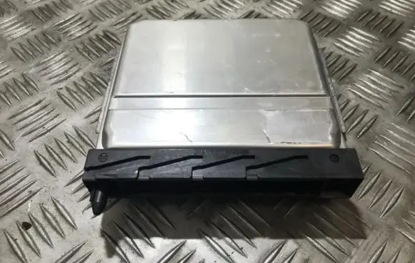 Volvo S60 Engine control unit/module 0261207712 1039s00000