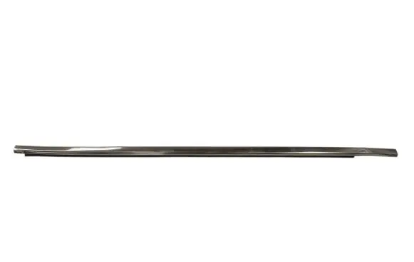 Mitsubishi Outlander IV Front door glass trim molding 