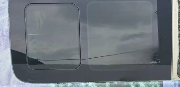 Peugeot Expert Sliding door window/glass 
