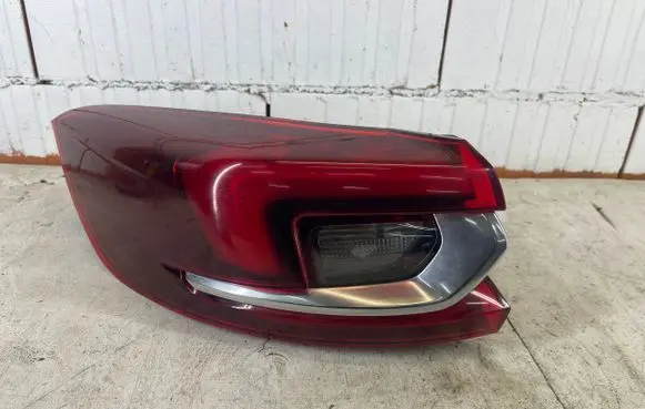 Opel Insignia B Rear/tail lights 39099122 20590103
