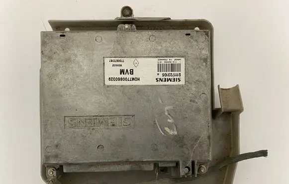 Renault Espace II Engine control unit/module S111723105 S111723105A 7700872167