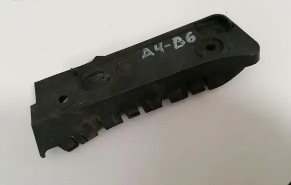 Front bumper mounting bracket