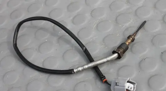 Mitsubishi L200 Exhaust gas temperature sensor MITSUBISHI1587A090 1587A090