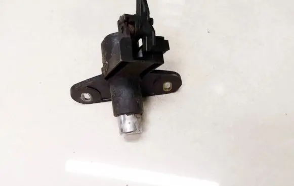 Opel Astra F Tailgate exterior lock gm770