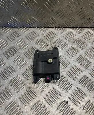 Nissan Qashqai Intake manifold valve actuator/motor A24850A7702000