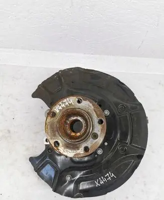 BMW X3 F25 Front wheel hub spindle knuckle 6787533