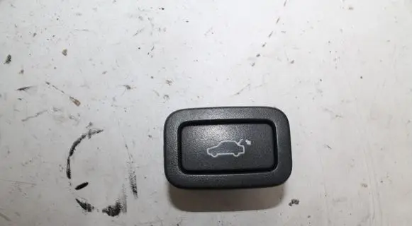 Volvo XC60 Tailgate opening switch 31264960