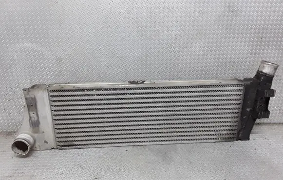 Renault Megane II Intercooler radiator 8200115540D