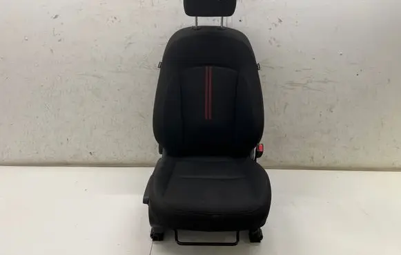 Hyundai Kona II Front passenger seat
