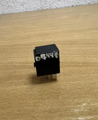 Mercedes-Benz GLC X253 C253 Other relay 4RA00781300 D7448