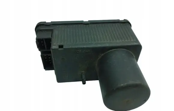 Mercedes-Benz C W202 Central locking vacuum pump 0132006349