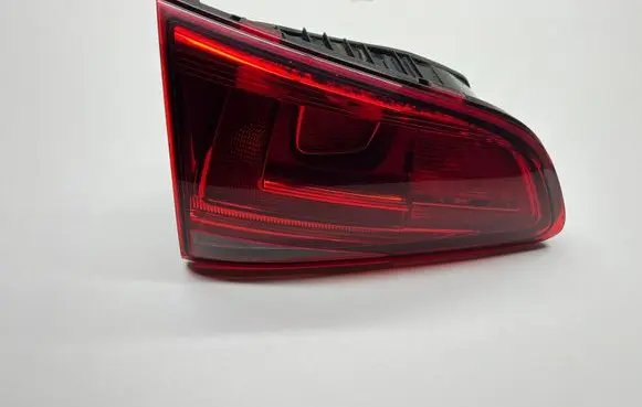 Volkswagen Golf VII Tailgate rear/tail lights 5G0945093R