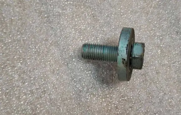 Volkswagen Touran I Crankshaft pulley