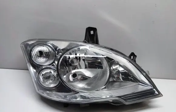 Mercedes-Benz Vito Viano W639 Headlight/headlamp A6398201961