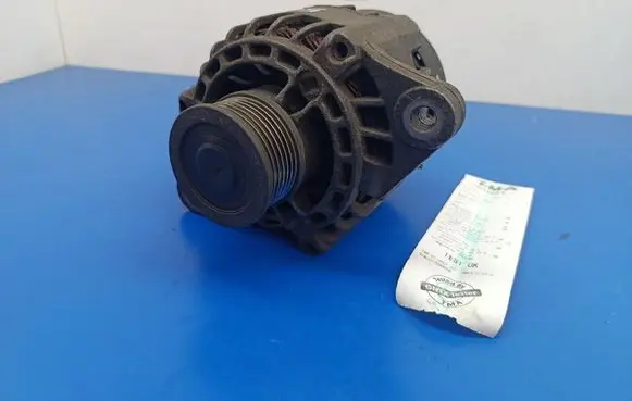 Alfa Romeo 156 Generator/alternator 46748353