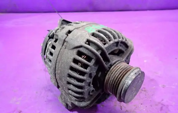 Volvo S60 Generator/alternator 30667894