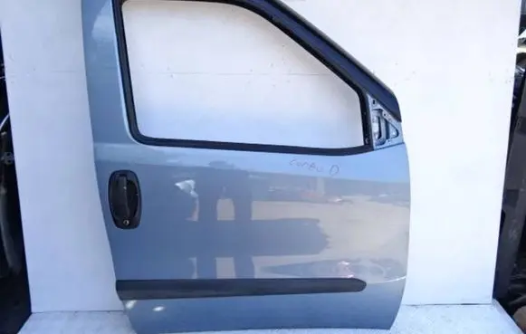Opel Combo D Front door