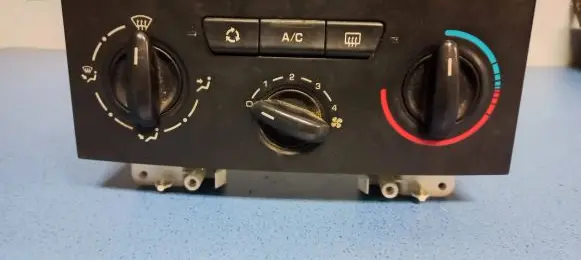 Citroen C4 I Climate control unit B9642