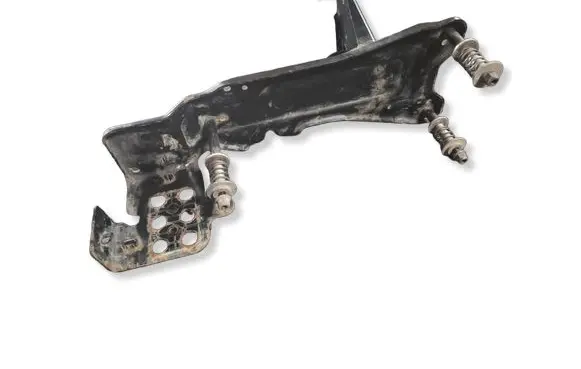 Audi A6 Allroad C6 Pneumatic air compressor holding bracket 