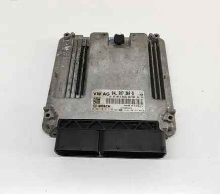 Volkswagen Golf VII Engine control unit/module 04L907309B 0281018510