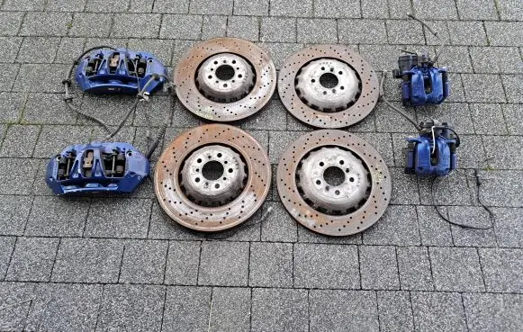 BMW M5 Brake discs and calipers set 
